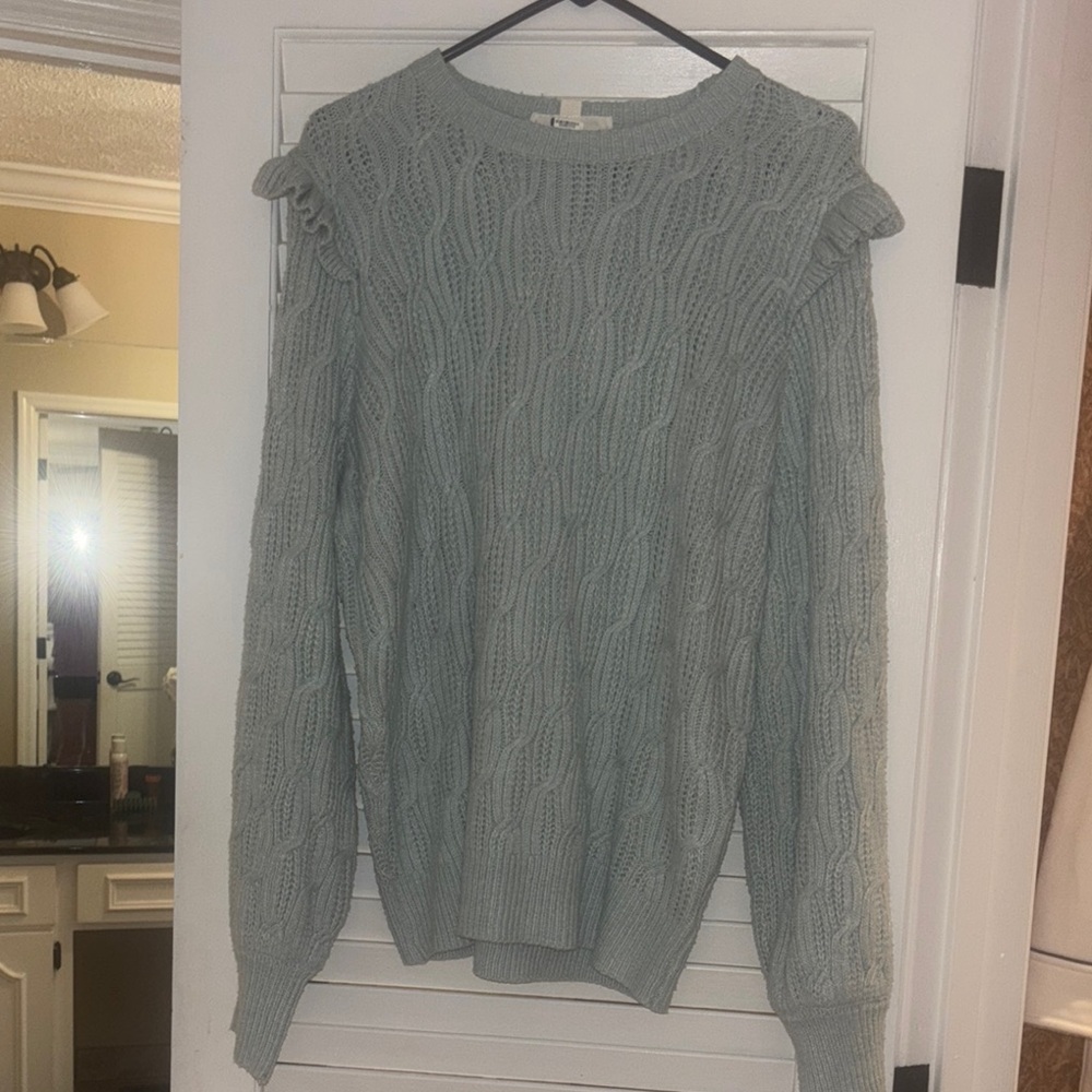 Vine & Love Ruffled Cable Knit Sweater - Soft Gray